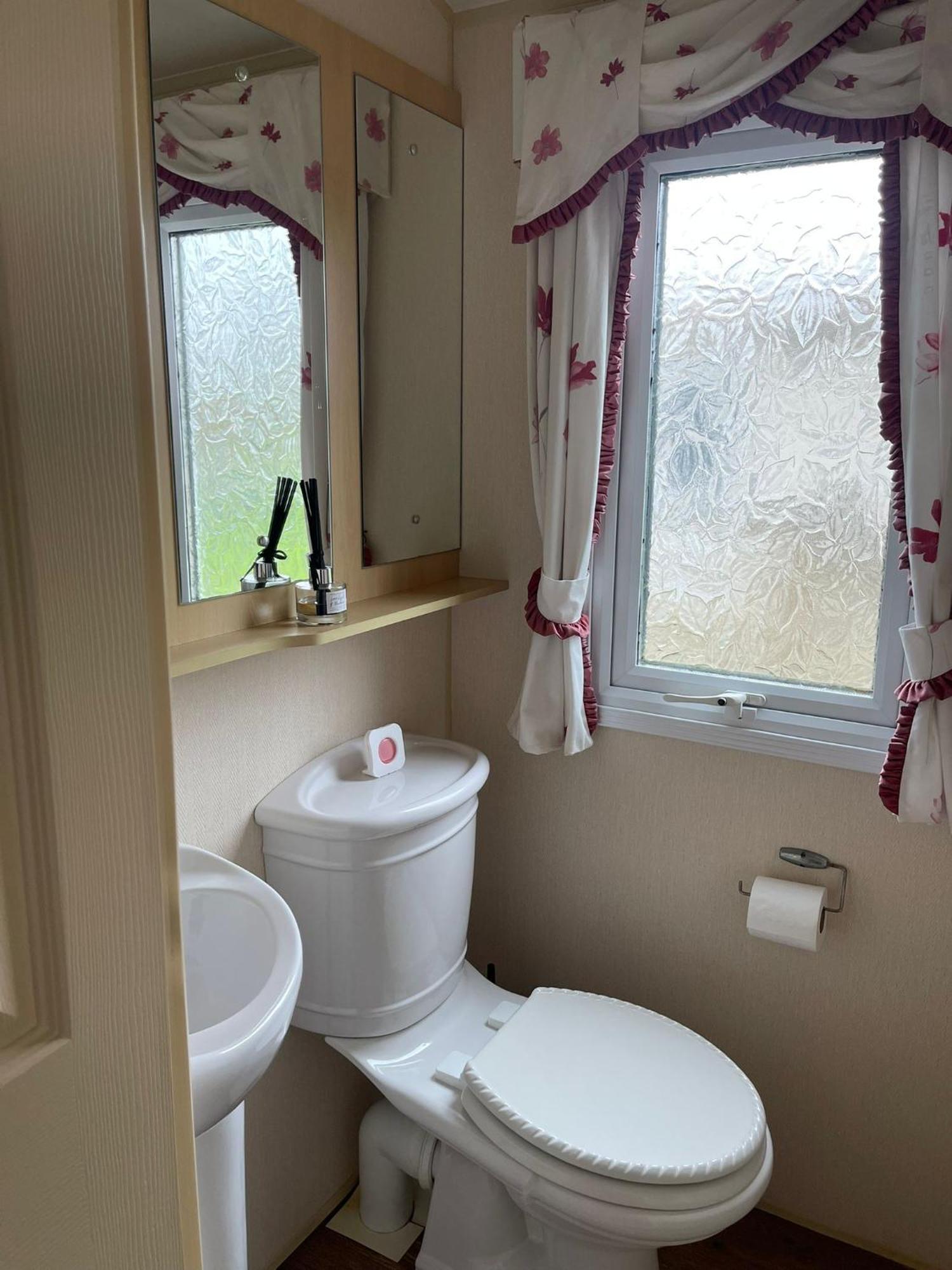 Severnside Boat And Caravan Park Gloucestershire - Caravan 1 Deerhurst 외부 사진