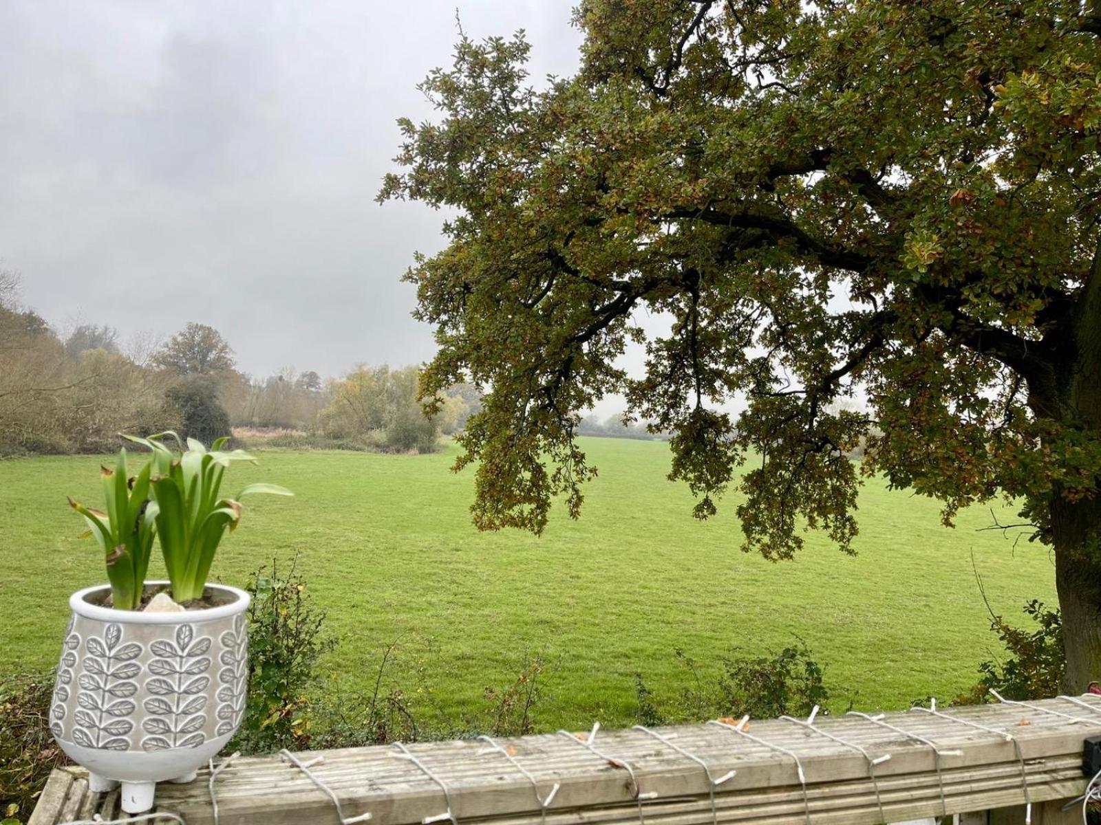 Severnside Boat And Caravan Park Gloucestershire - Caravan 1 Deerhurst 외부 사진